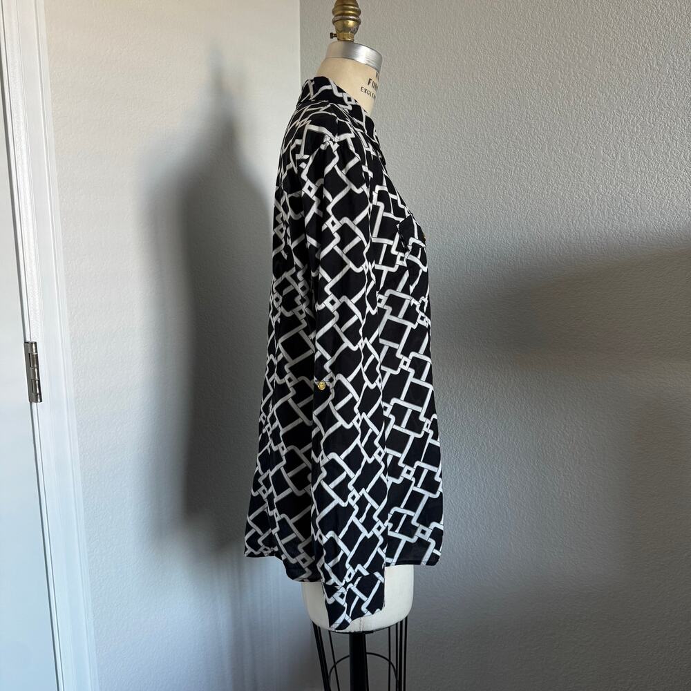 Michael Kors | Black and White Chain Print Blouse size XL - Picture 2 of 12
